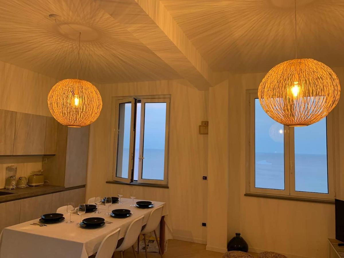 Incanto Sul Mare Con Enorme Terrazza E Piscina Черво Екстериор снимка