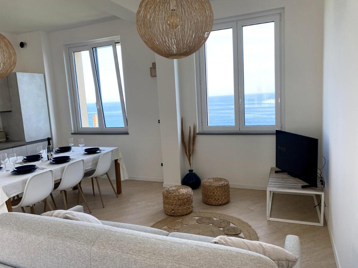 Incanto Sul Mare Con Enorme Terrazza E Piscina Черво Екстериор снимка